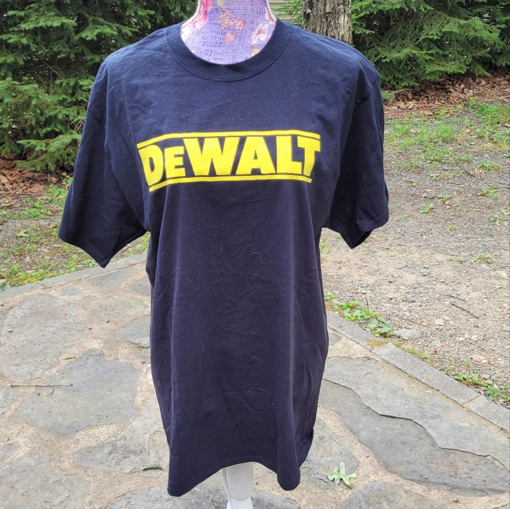 Dewalt t shirt 2XL